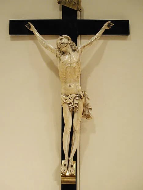 Crucifix by Anonymous depicting Matthew 27