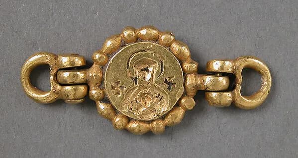 Clasp with Intaglio Medallion of the Virgin and Child by Anonymous depicting Luke 2
