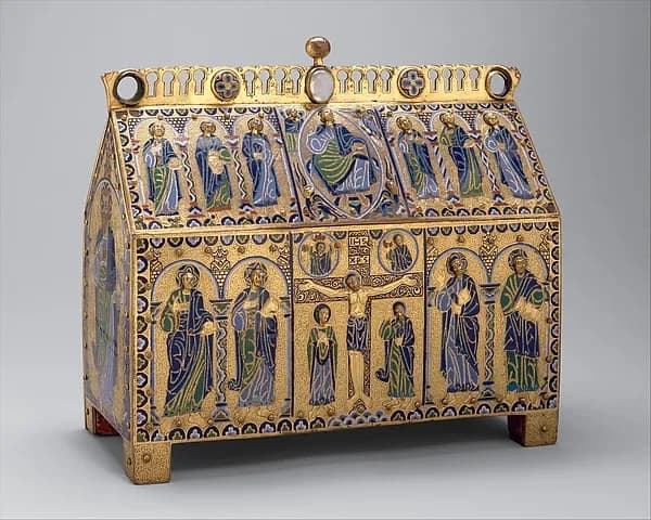 Chasse with the Crucifixion and Christ in Majesty by Anonymous depicting Matthew 27
