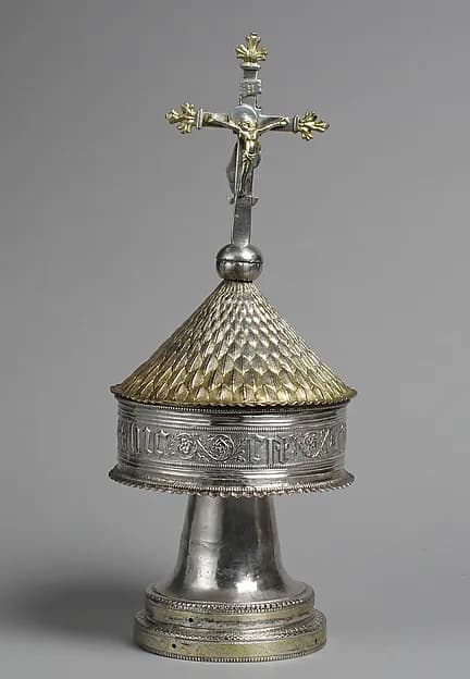 Pyx by Anonymous depicting Matthew 27
